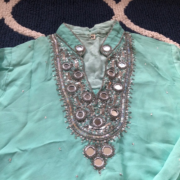Pakistani salwar kameez with mirror work - Picture 2 of 13